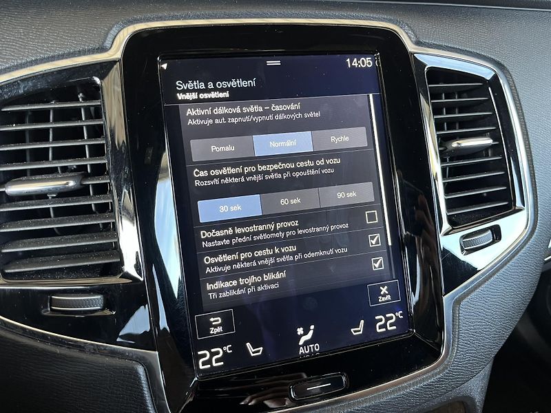 Volvo XC90 D5 AWD VENT // REZERVACE - fotka 44 z 58