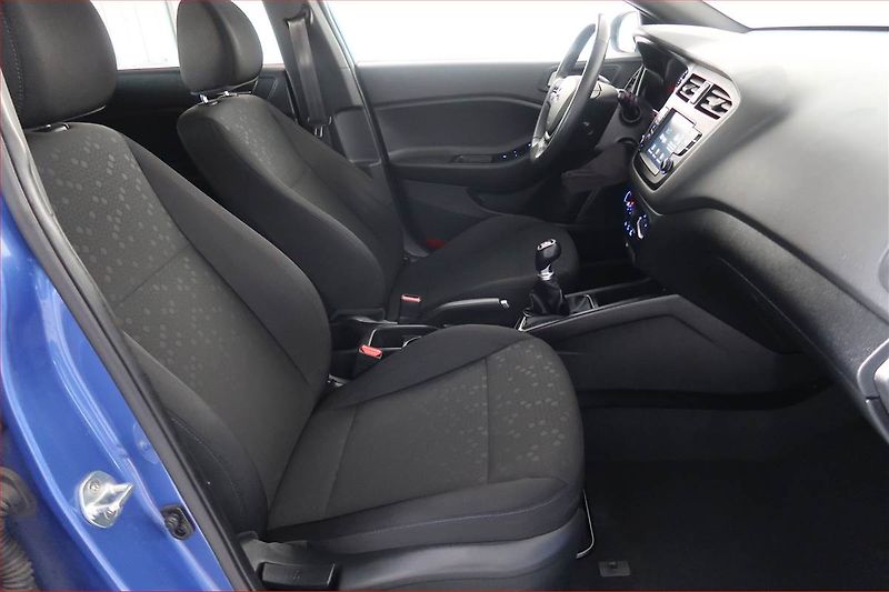 Hyundai i20 (2019) 1.2, ČR,1.maj, Serv.kniha - fotka 9 z 17