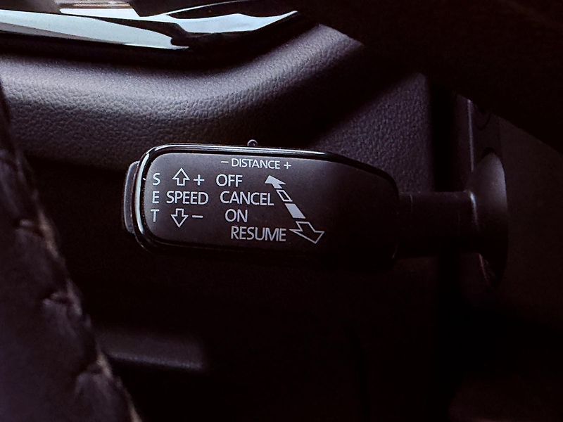 Škoda Octavia 2.0 TDi Style, ČR, 1.Maj, Serv - fotka 29 z 33