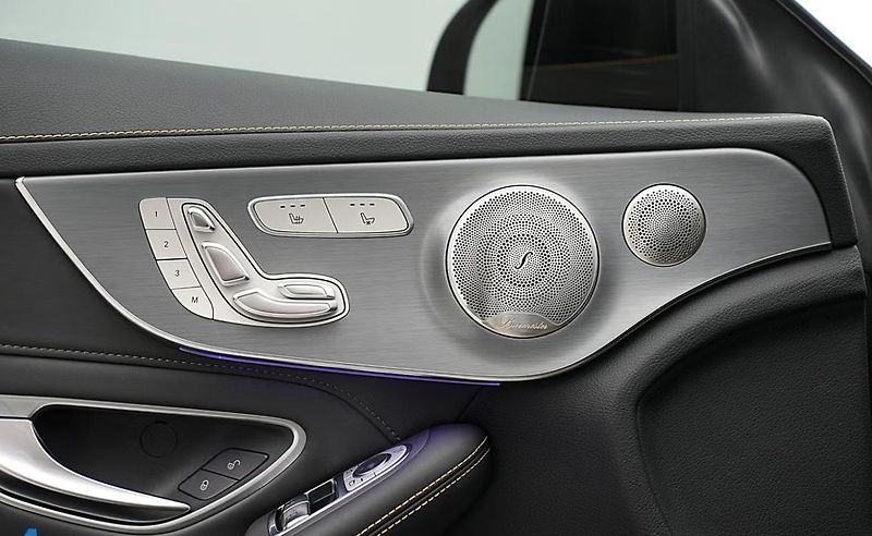 Mercedes-Benz Třídy C C63 S AMG Coupé Final E. 360k - fotka 18 z 24
