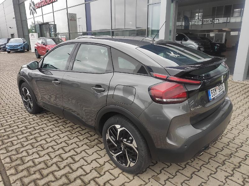 Citroën C4 (2021) C4 FEEL 1.2 130k MAN6 navigace - fotka 3 z 36
