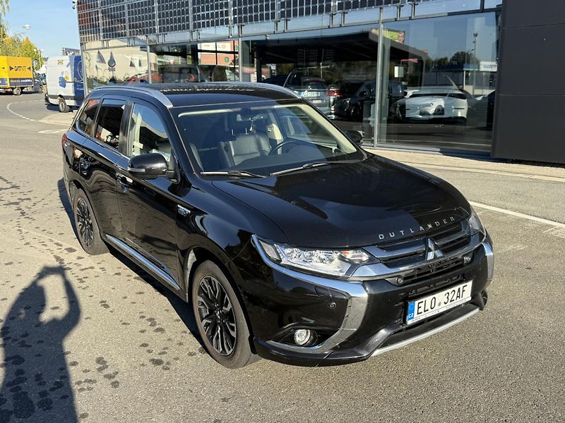 Mitsubishi Outlander (2017) - fotka 34 z 37