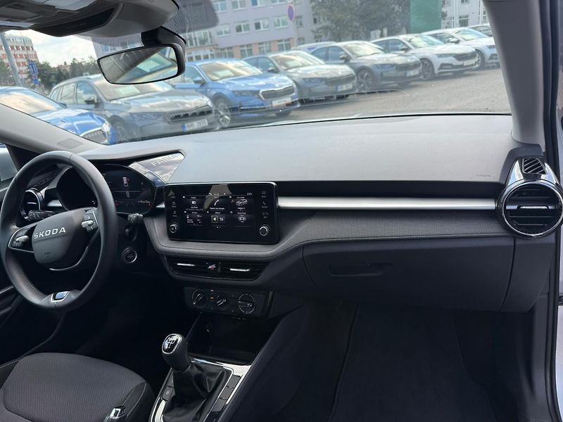 Škoda Fabia Selection 1.0 MPI 59kW - fotka 11 z 22