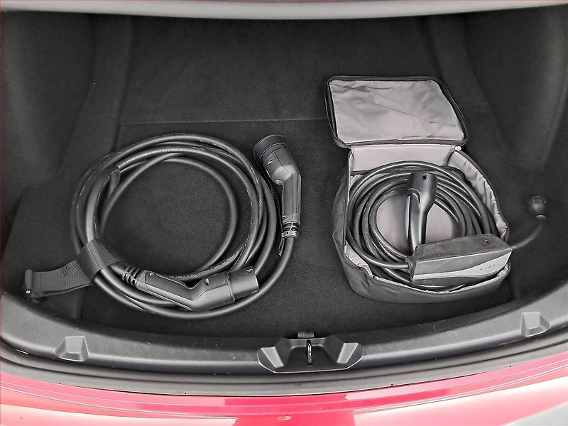 Tesla Model 3 (2022) Standard Range LFP, SoH 94% - fotka 17 z 22