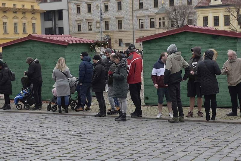 Štědrodenní motorkářská vyjížďka se srazem na Karlově náměstí v Kolíně.
