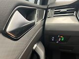 Volkswagen Passat 2.0 TDi LED SVĚTLA, rezervace - náhled 84