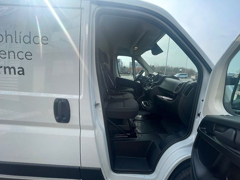 Toyota Proace Max 2.2D 120k L2H1 MT Active Multi - fotka 26 z 26
