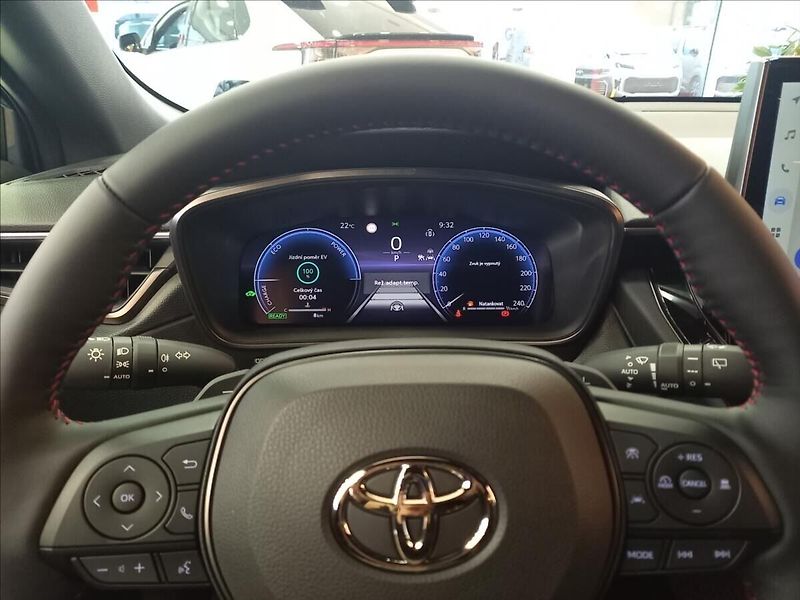 Toyota Corolla Cross 2,0 GR sport 4x4 - fotka 11 z 12