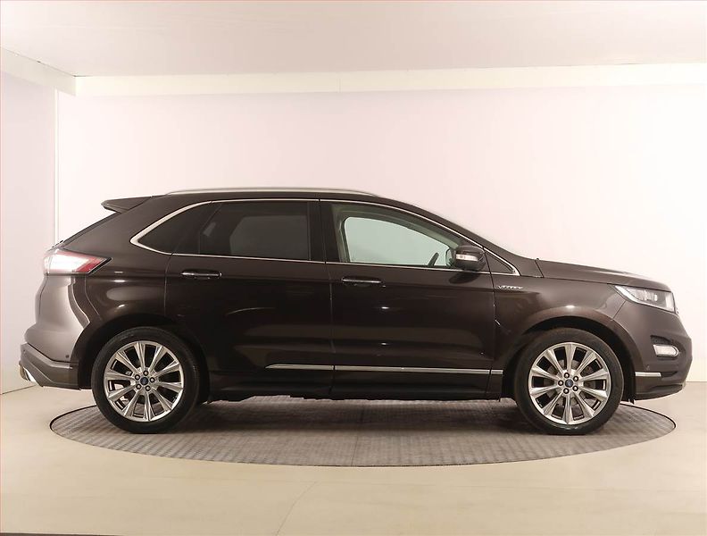 Ford Edge (2017) Vignale 2.0 Bi-TDCI, 4X4 - fotka 6 z 28