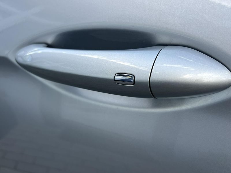 Opel Insignia (2022) 2.0CDTi 128kW AUTOMAT ELEGANCE - fotka 26 z 31