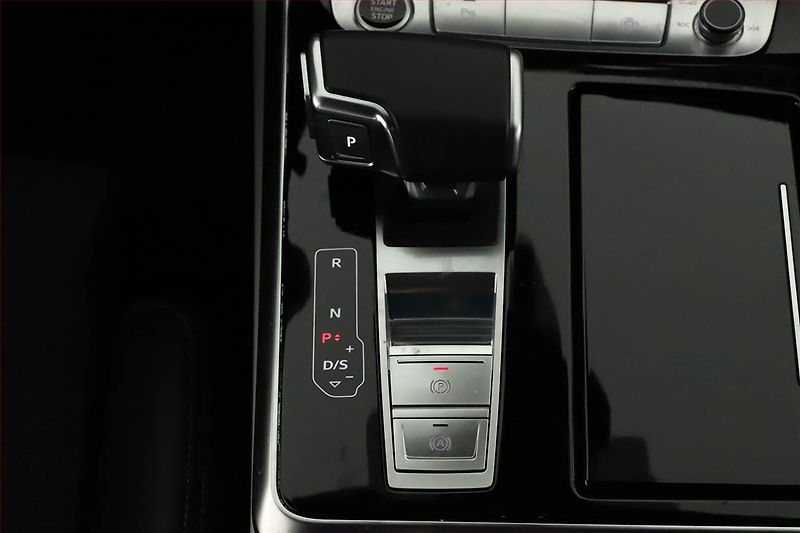 Audi Q7 (2024) 55 TFSI - fotka 10 z 20
