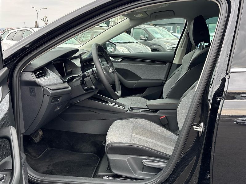 Škoda Octavia M-HEV Top Selection DSG - fotka 7 z 26