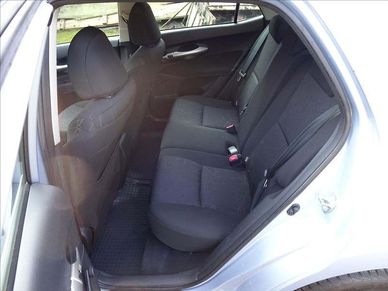Toyota Auris 1,33 VVTi 74 kW - fotka 20 z 41