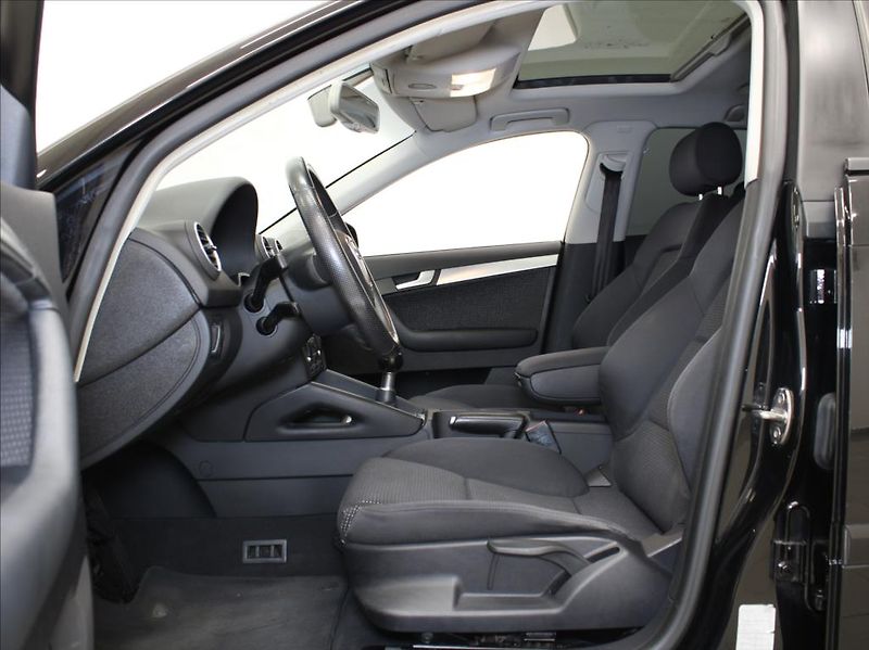 Audi A3 2,0 FSi 110kW Panorama Rozvody - fotka 8 z 19