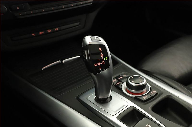 BMW X5 (2013) xDrive30d, 4X4, Automat, Kůže - fotka 10 z 21