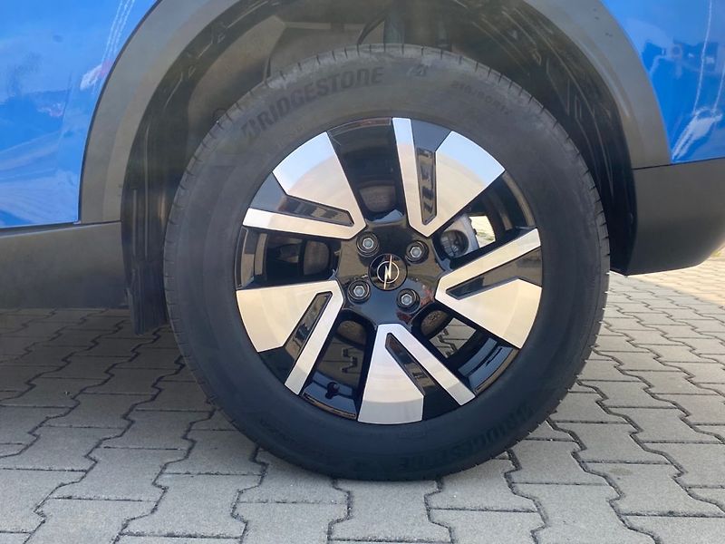 Opel Frontera (2025) GS ELECTRIC (113k) AT (44kWh) - fotka 13 z 28