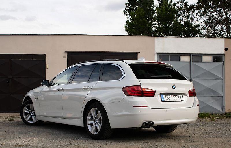 BMW Řada 5 - fotka 7 z 22