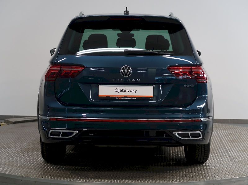 Volkswagen Tiguan (2021) R-LINE 2.0TSI 140KW 4x4 DSG - fotka 9 z 40