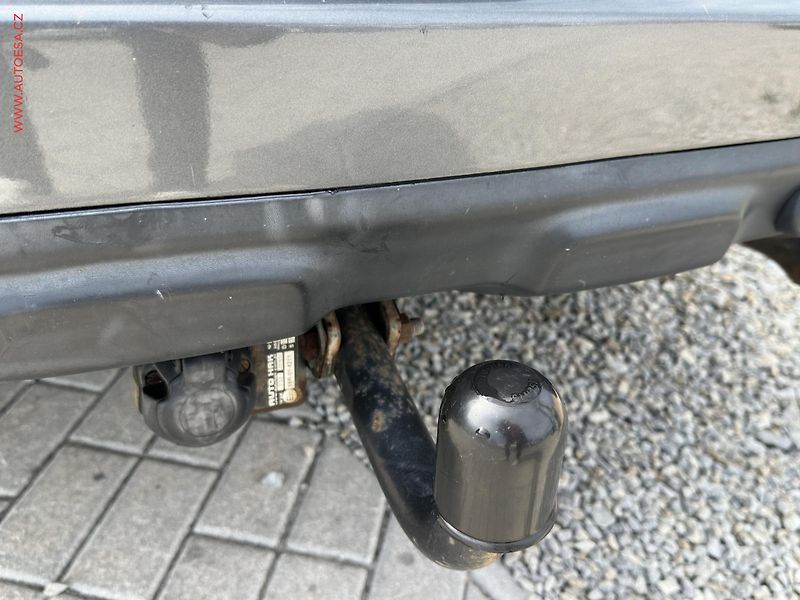 Honda CR-V (2012) 2.2i-DTEC, AC, TZ, park.čidla - fotka 14 z 16