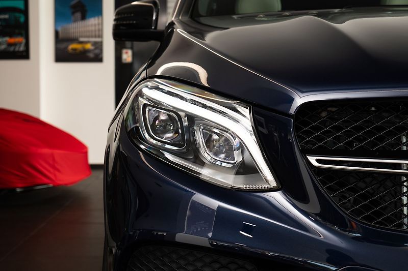 Mercedes-Benz GLE d 4MATIC AMG - fotka 24 z 25