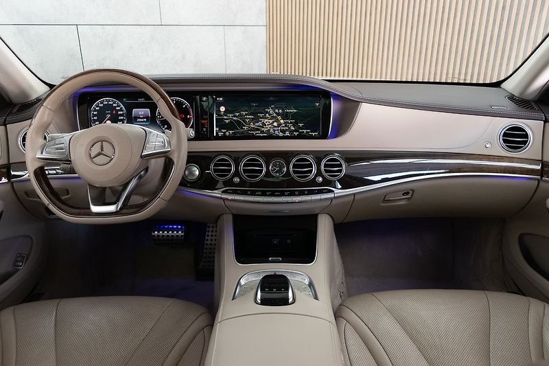 Mercedes-Benz Třídy S 350d 4MATIC*AMG*AIR-BALANCE*ČR - fotka 7 z 42