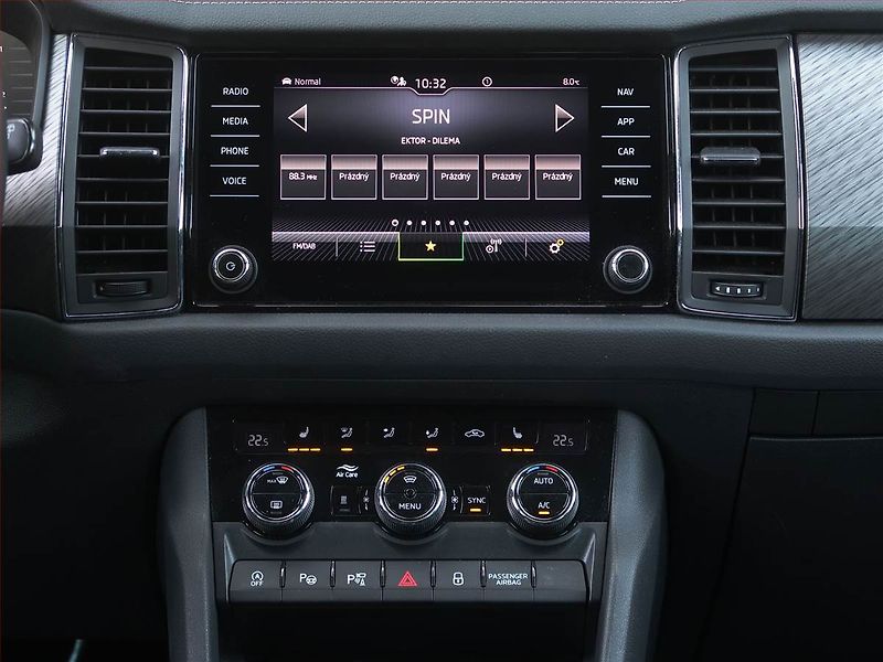 Škoda Kodiaq (2023) 2.0 TDI - fotka 12 z 17
