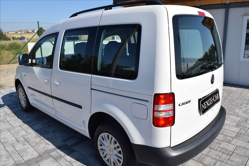 Volkswagen Caddy 1,6 TDI 77KW BEZ KOROZE - fotka 7 z 48