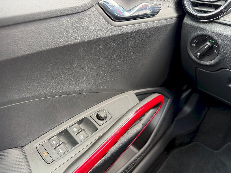 Škoda Fabia (2025) 1.0TSI 85KW DSG Monte Carlo - fotka 10 z 35