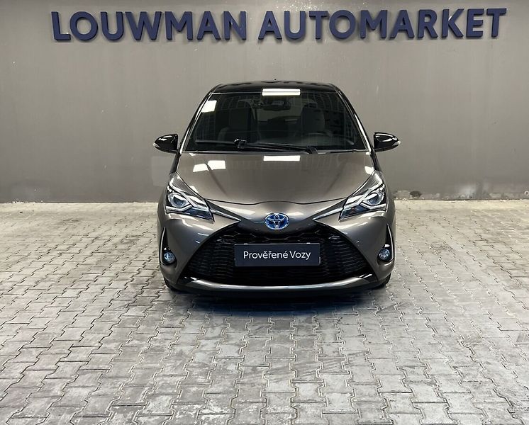 Toyota Yaris 1.5 Hybrid AT SELECTION SMART - fotka 4 z 16