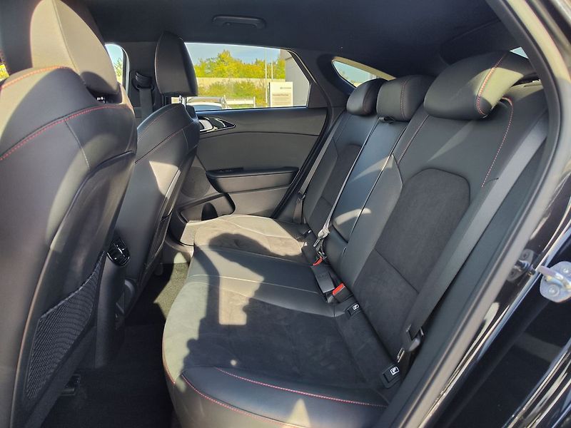 Kia Pro_Ceed 1.6 T-GDI/150kW GT DCT - fotka 14 z 38