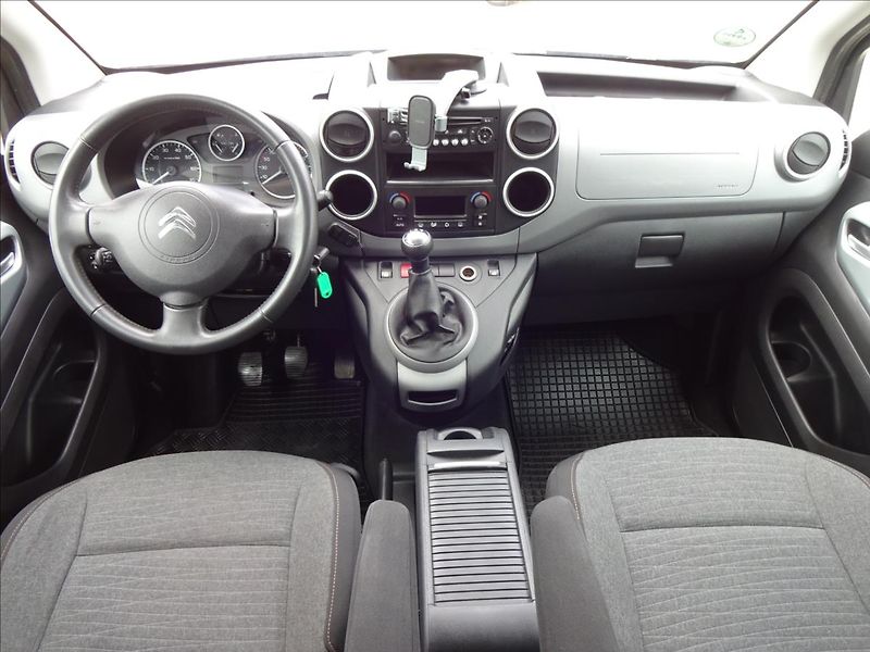 Citroën Berlingo 1,6 HDI 73kW - fotka 30 z 44