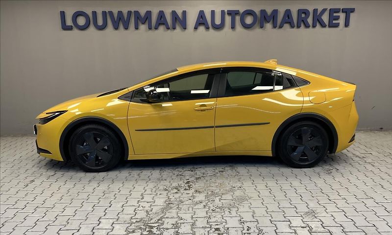 Toyota Prius 2,0 PHEV Comfort - fotka 3 z 17