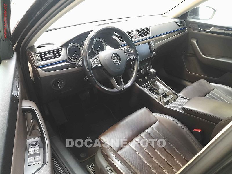 Škoda Superb (2015) 2.0TDi, 1.maj, DSG, bixen - fotka 3 z 3