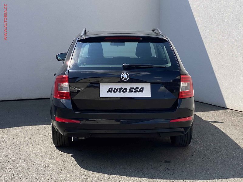 Škoda Octavia (2013) 1.4 TSi, Ambition, DSG - fotka 5 z 17