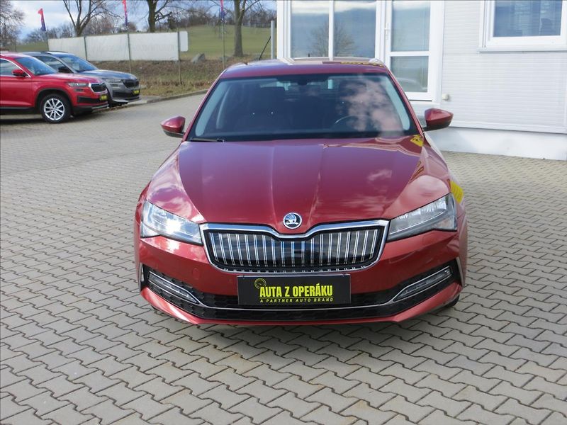 Škoda Superb 1,4 TSI PHEV DSG Style 115kW - fotka 2 z 25