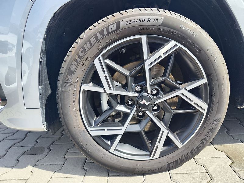 Hyundai Tucson 1.6 T-GDI/110kW Go N-Line DCT - fotka 35 z 36