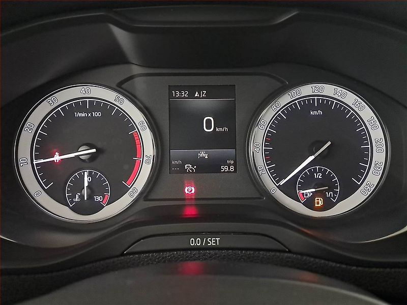Škoda Karoq (2021) Style 1.5 TSI, Navi, Tempomat - fotka 11 z 18