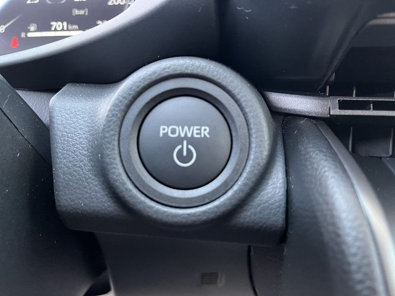 Toyota C-HR 1,8 HEV Style - fotka 16 z 27