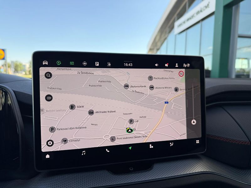 Škoda Kodiaq RS 2.0 TSI 195 kW DSG 4x4 - fotka 19 z 30