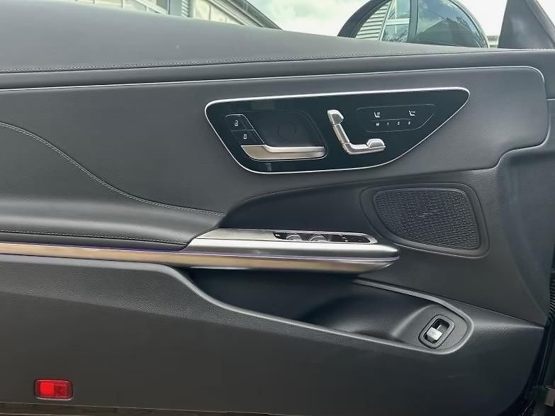 Mercedes-Benz CLE (2025) 220d Cabrio AMG el.sed KEYLESS - fotka 6 z 24