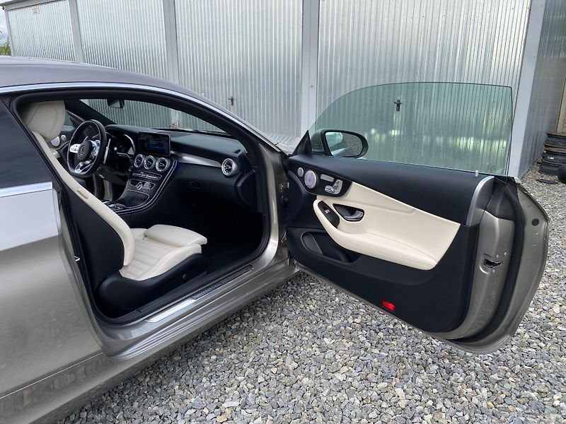Mercedes-Benz Třídy C C 400 COUPE 4MATIC 51.000KM - fotka 107 z 149
