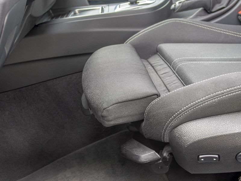 BMW Řada 3 (2017) 325D 165KW NAVI – LED - fotka 18 z 48