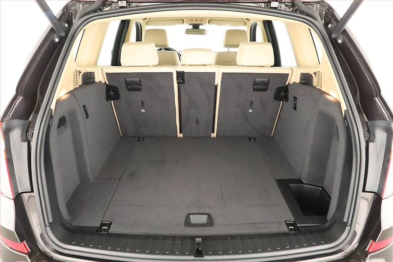 BMW X3 (2015) xDrive20i, 4X4, Automat - fotka 11 z 19