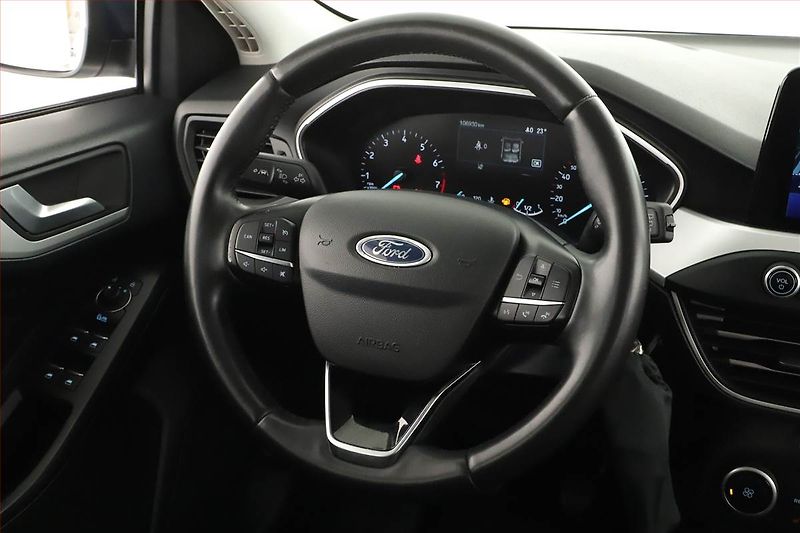 Ford Focus (2021) 1.0 MHEV, ČR,1.maj - fotka 8 z 13