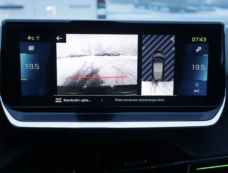 Peugeot 208 (2020) GT 50 kWh, SoH 90%, Automat - fotka 20 z 22