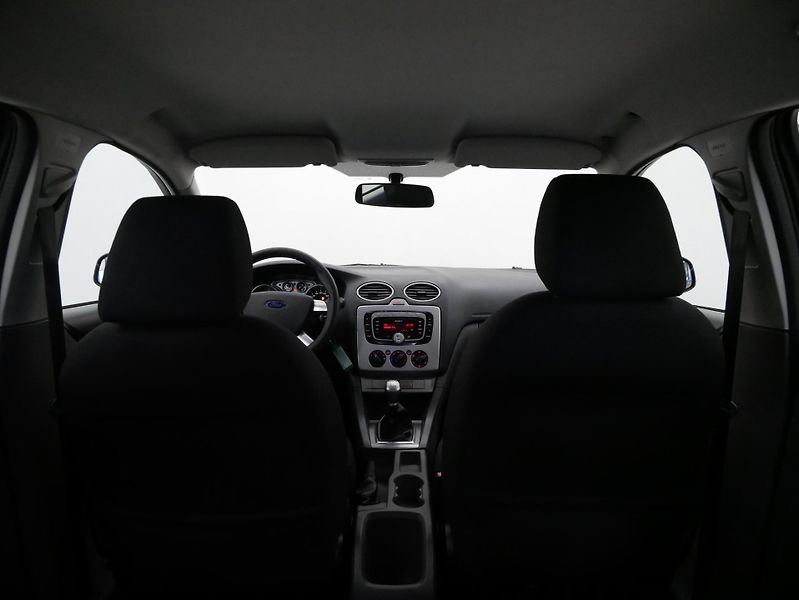 Ford Focus - fotka 22 z 24
