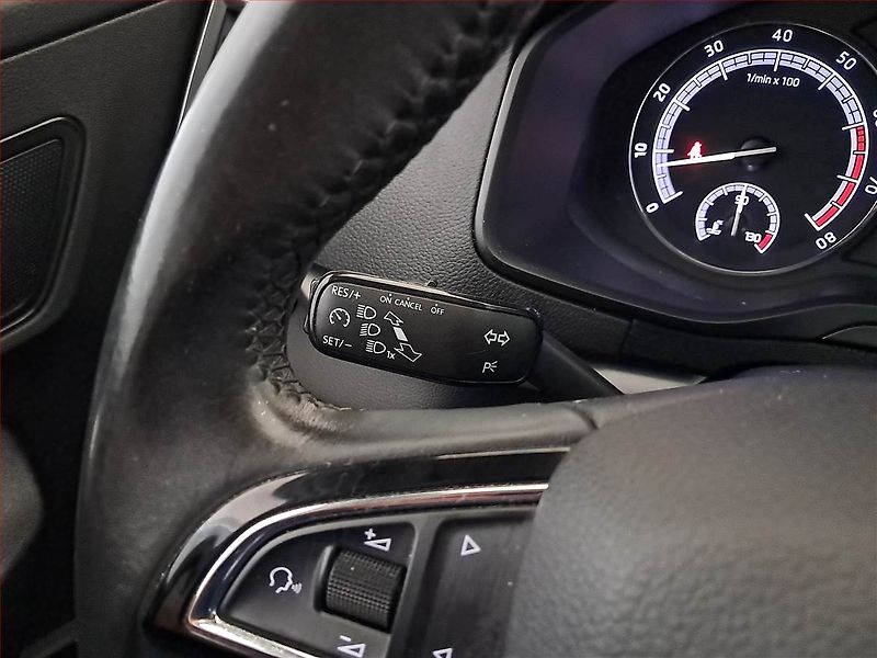 Škoda Karoq (2019) 1.5 TSI, Automat, Tempomat - fotka 18 z 18