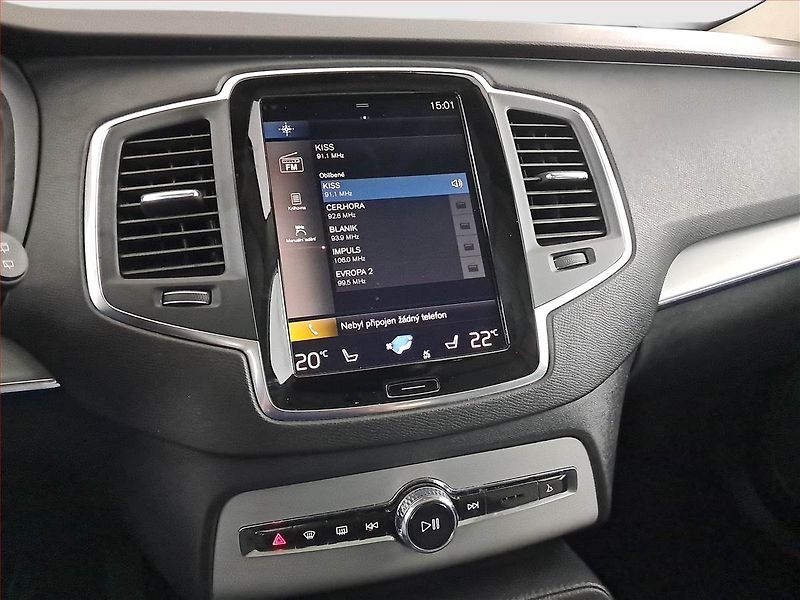 Volvo XC90 (2020) B5 AWD - fotka 12 z 24