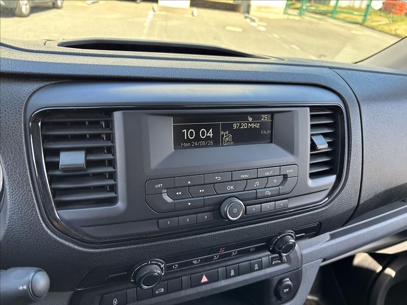 Opel Vivaro 2,0 CDTI 106kW L1 - fotka 25 z 33