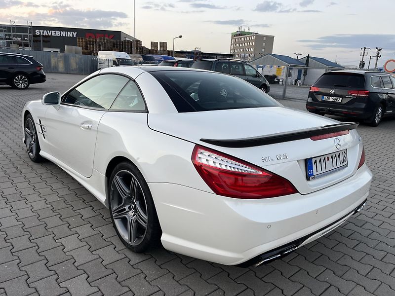 Mercedes-Benz SL (2013) 63 AMG - fotka 5 z 22
